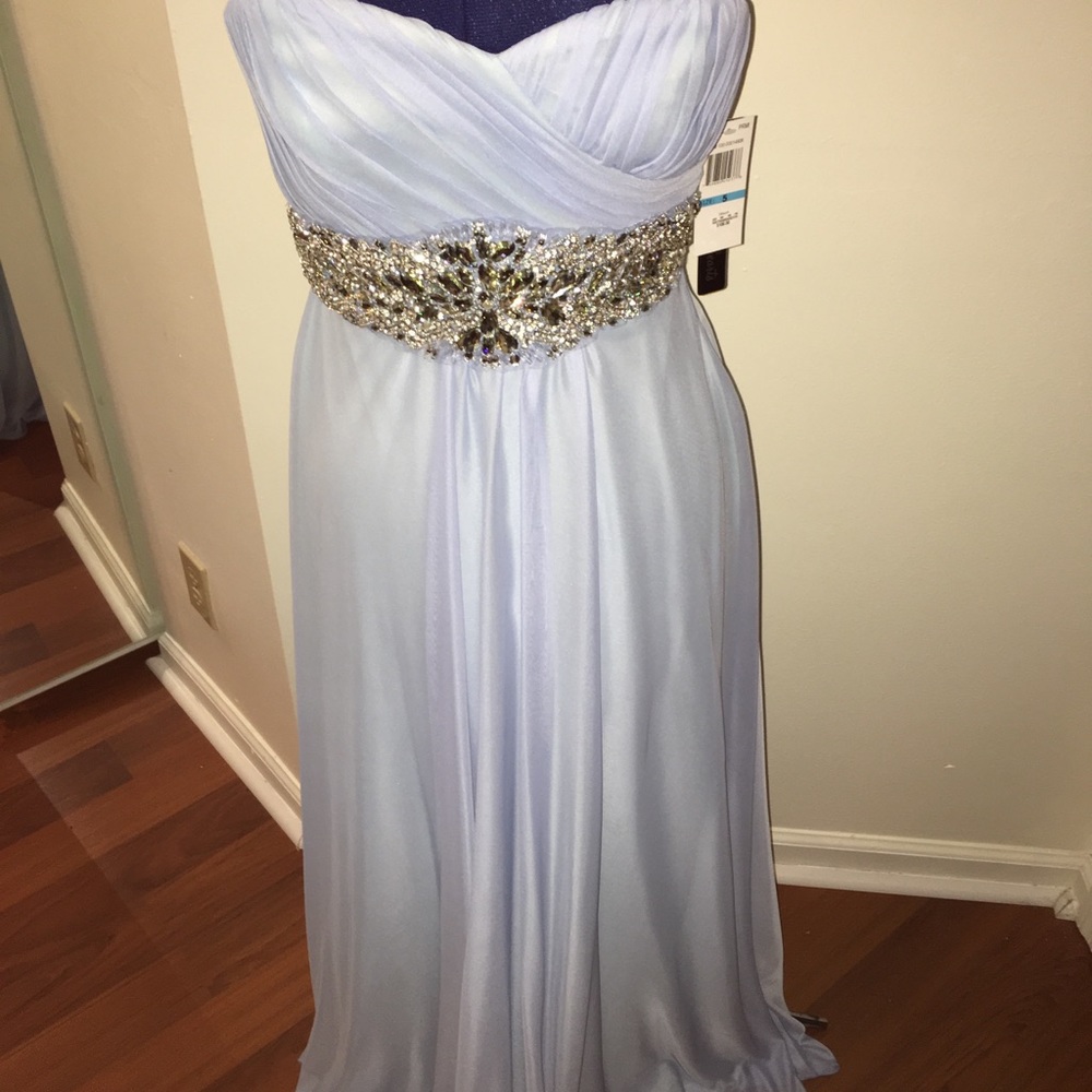 Prom dress. Homecoming dress. Party dress